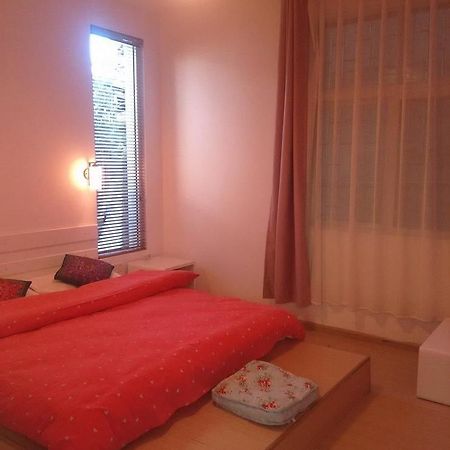 Four Seasons Youth Hostel 다리 외부 사진